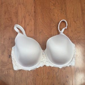 Talbots Nude/Pink Full Coverage T-Shirt Lacey Bra Size 40DDD